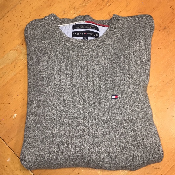 Tommy Hilfiger Gray Crewneck Sweater - Picture 8 of 8